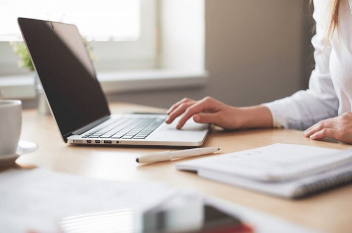 cursos-online-696x462