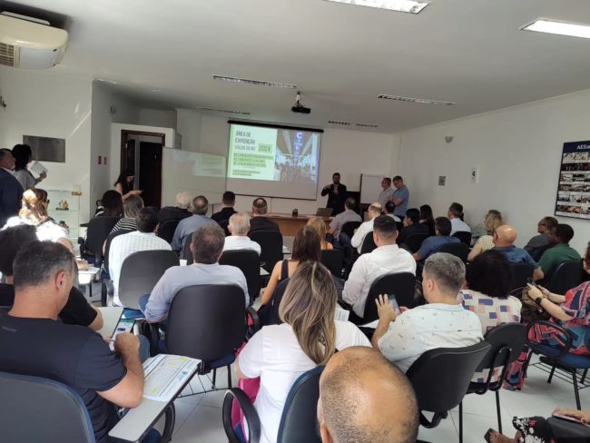 DESTAQUR LANÇAMENTO FENASAN